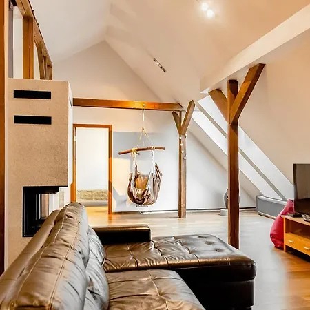 Stylish Mansard In Quite Center リガ