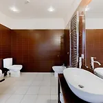 Stylish Mansard In Quite Center Апартаменты